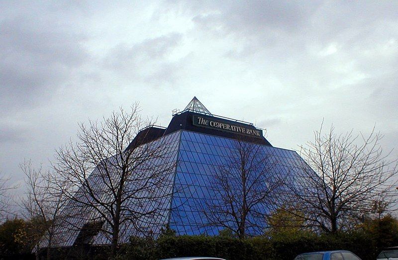 File:Stockport Pyramid.jpg