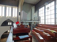 Organ and place for the choristers