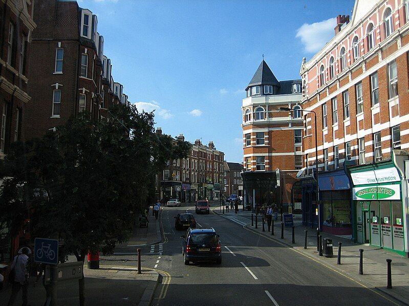 File:West Hampstead 2.jpg