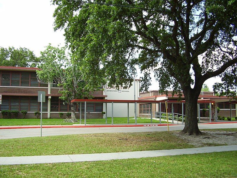 File:WhittierElementarySchoolJacintoCityTX.JPG