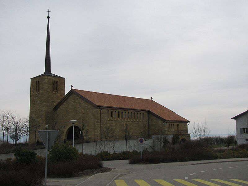 File:Église St-Blaise.JPG