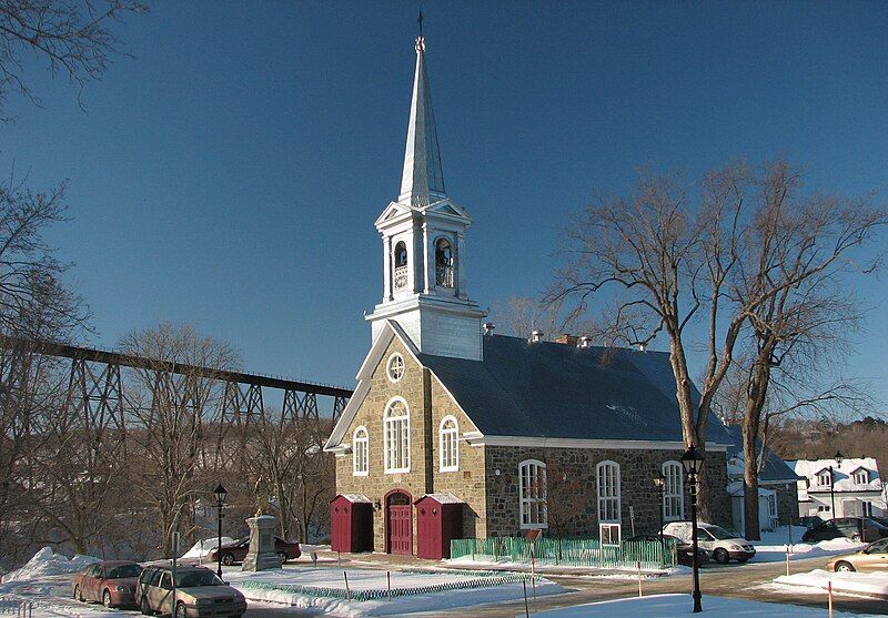 File:CapRouge church.JPG