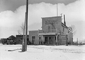 Emery Valley Mercantile Co. store in Widtsoe, 1936