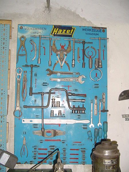 File:HAZET tool board.JPG