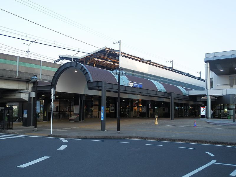 File:Izumi-chuo station 20170423.jpg