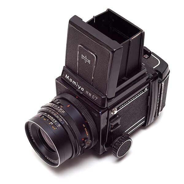 File:Mamiya RB67 7911a.jpg