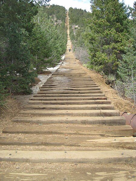 File:Manitou Incline.JPG