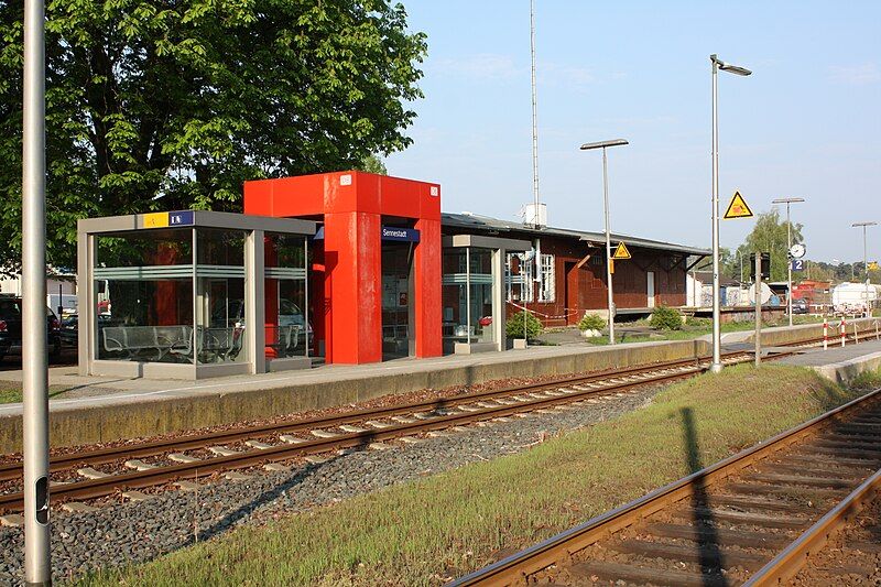 File:Sennestadt Bahnhof.jpg