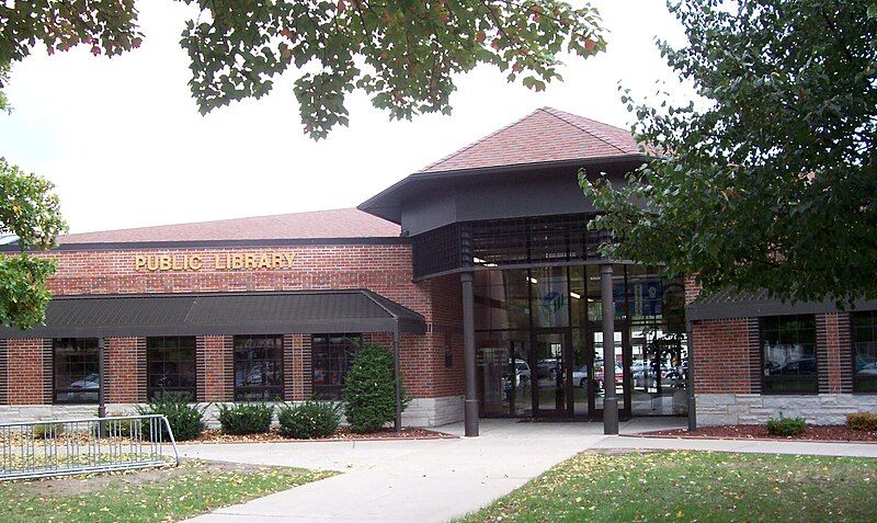 File:WaupacaWisconsinPublicLibrary.jpg