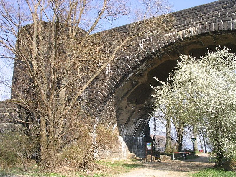 File:Bingen Hindenburgbruecke.jpg