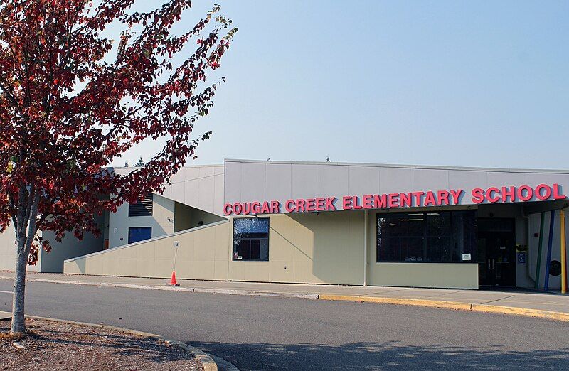 File:Cougar Creek Elementary.jpg