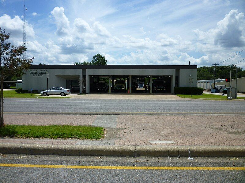 File:DibollTexasfirestation.JPG