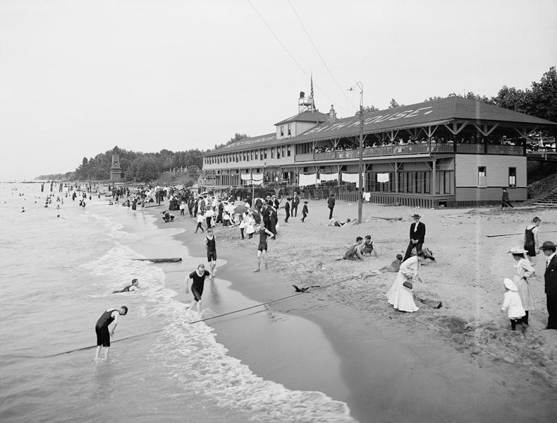 File:Euclid Beach.jpg