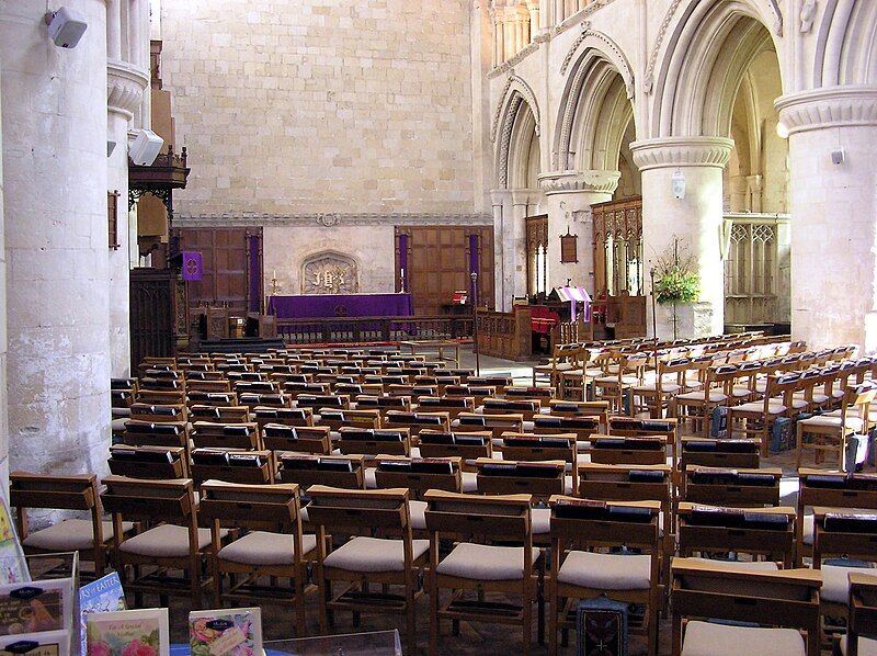 File:Malmesbury.abbey.interior.arp.jpg