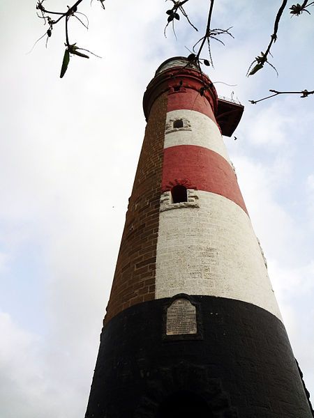 File:Manora Lighthouse.JPG