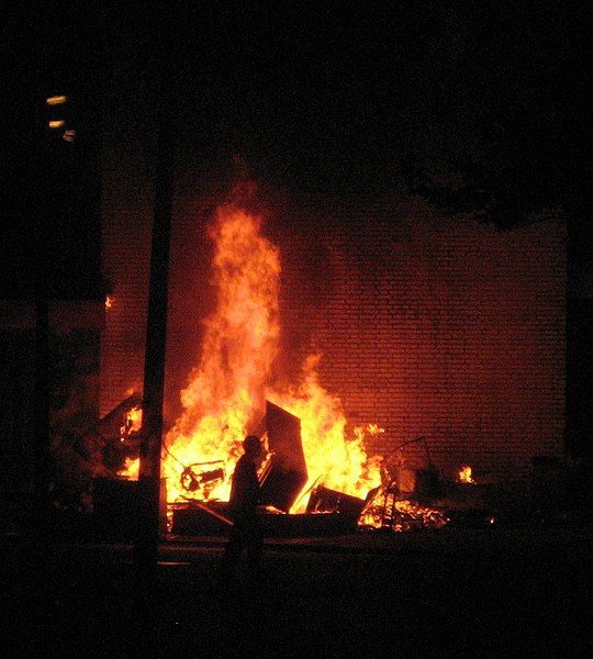 File:Riots 3.jpg