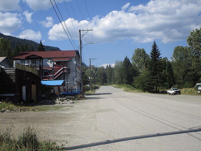 File:Ymir British columbia.jpg