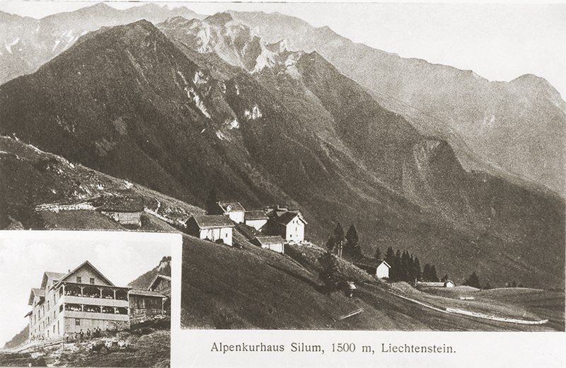 File:Alpenkurhaus Silum.jpg