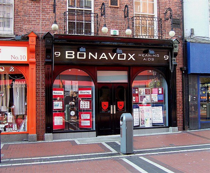 File:Bonavoxshop.JPG