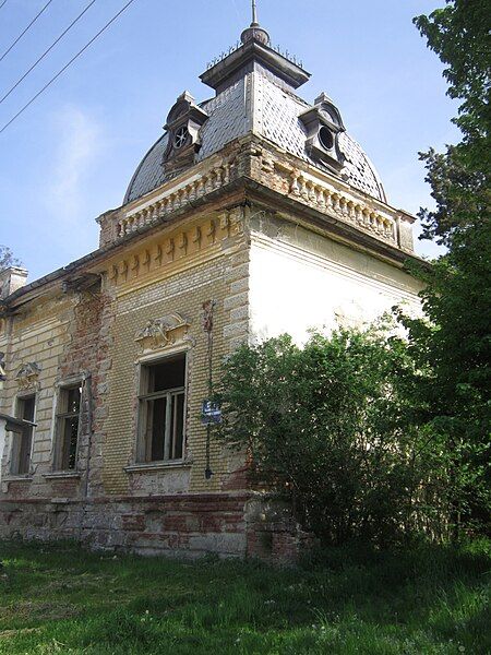 File:Castel Herendești.jpg