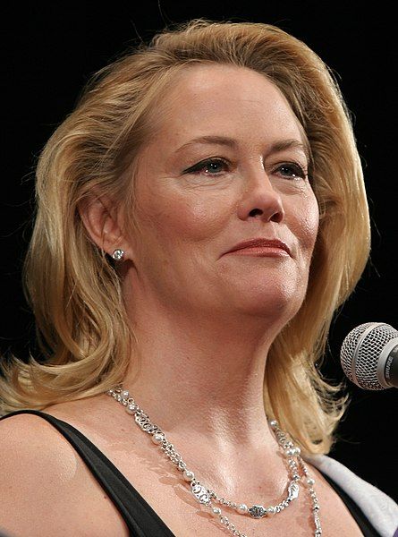 File:Cybill Shepherd (cropped).jpg