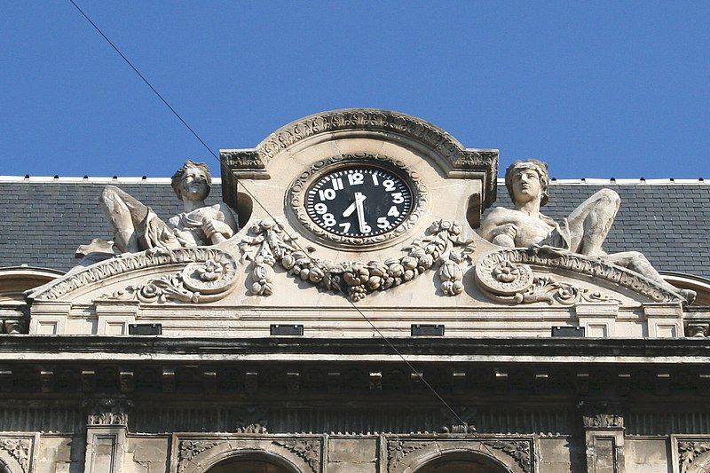 File:Ferrat-Horloge.jpg