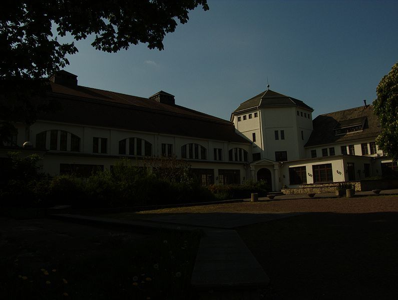 File:Haus Auensee.jpg