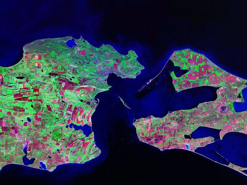 File:Kerch Strait Landsat.jpg