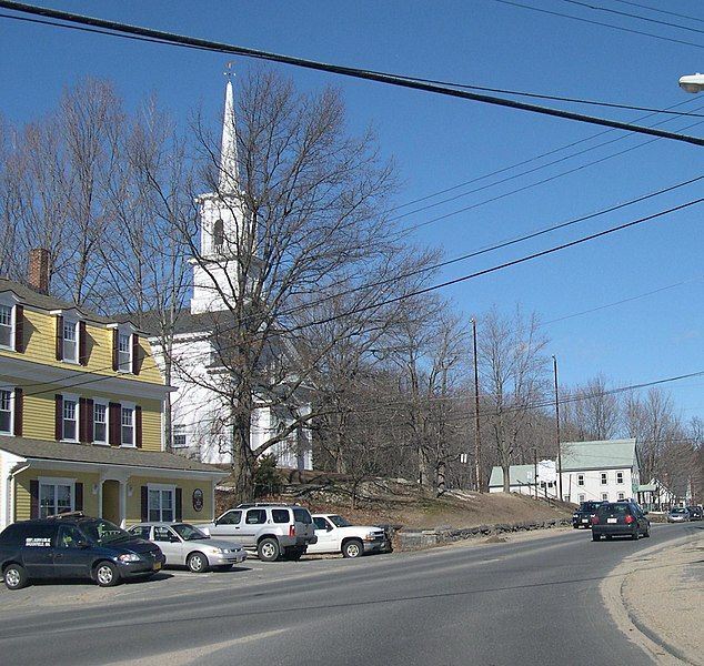 File:Oakdale, Massachusetts.jpg