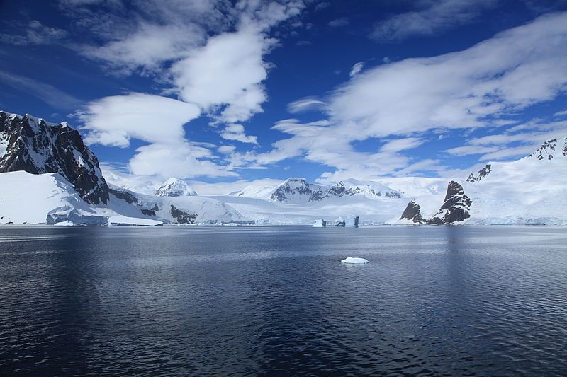 File:Penola Strait, Antarctica.jpg