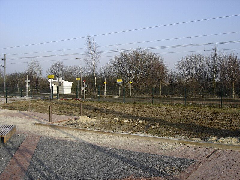 File:Gare bertry.jpg