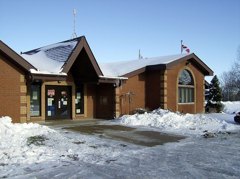 File:PefferlawLibrary exterior.jpg