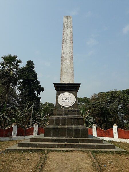 File:Plassey Monument.jpg