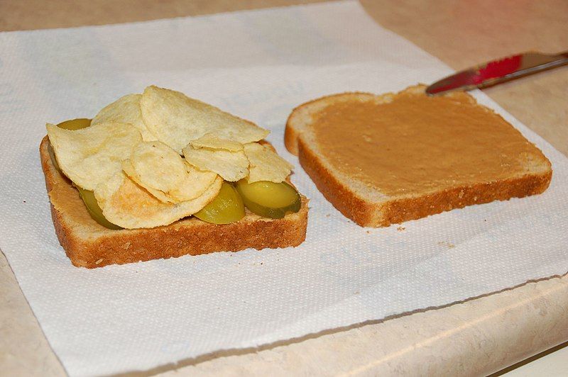 File:Potato chip sandwich.jpg