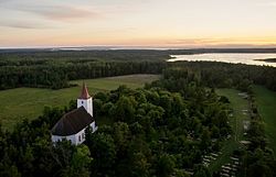 Church in Reigi