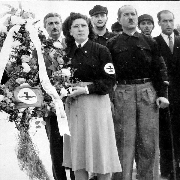 File:SUMKA ceremony 1950s.jpg