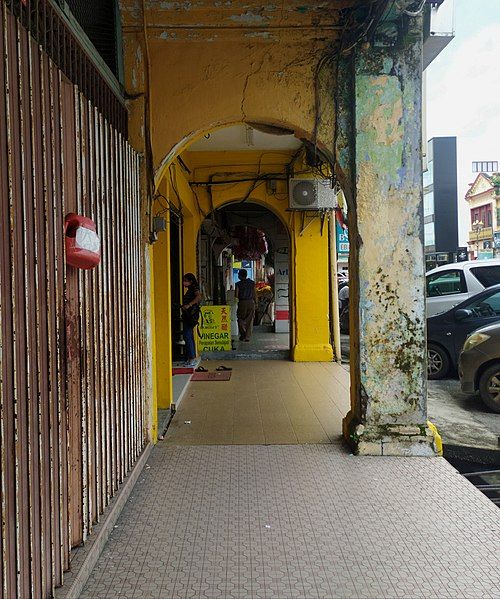 File:Seremban 5-foot way.jpg