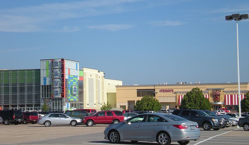 File:WestroadsMallOmaha.jpg