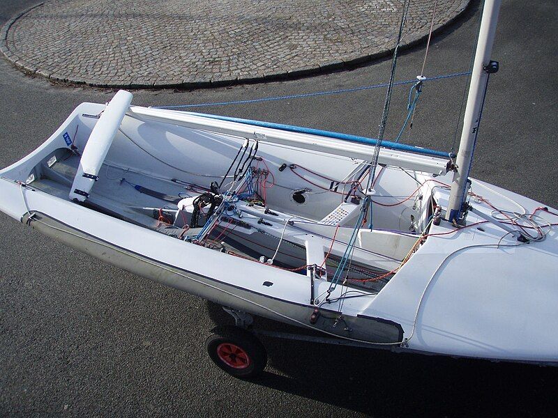 File:Whole-boat-from-above-DEN-8736-6.jpg