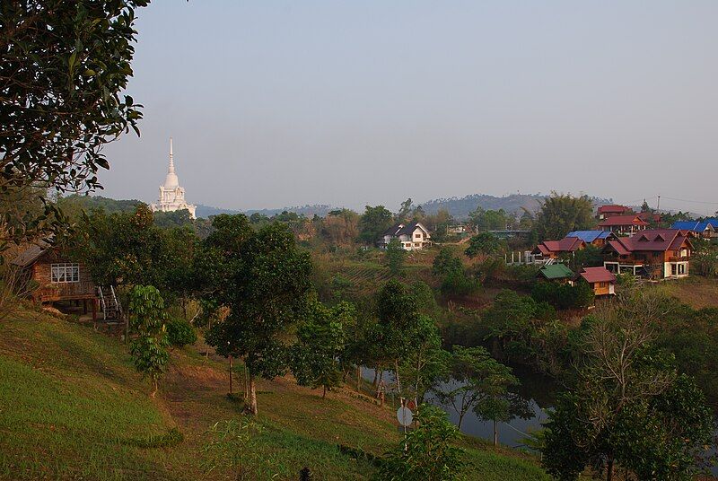 File:Beautiful Khao Kho.JPG