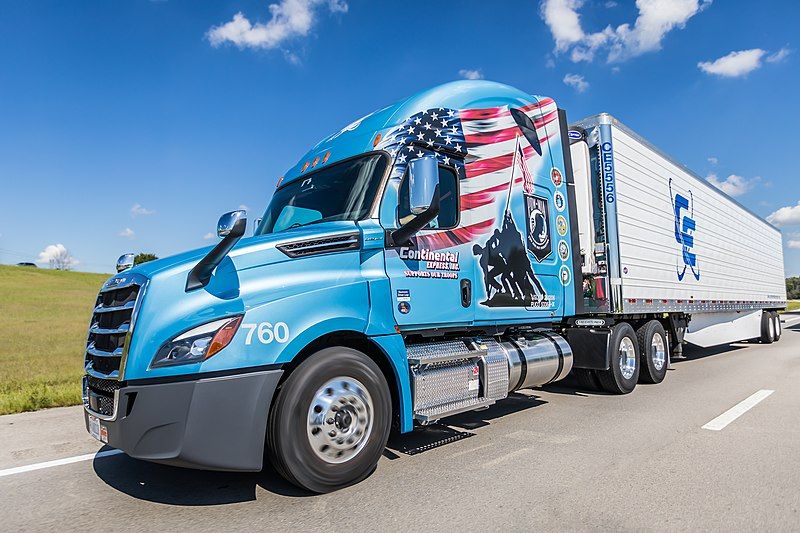 File:Continental Patriotic Truck.jpg