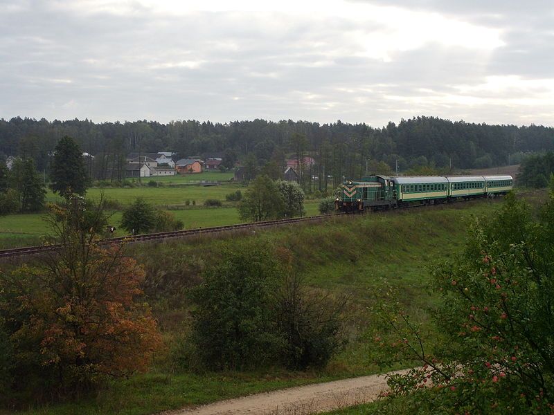 File:Kulesze-Litewka tourist train.JPG