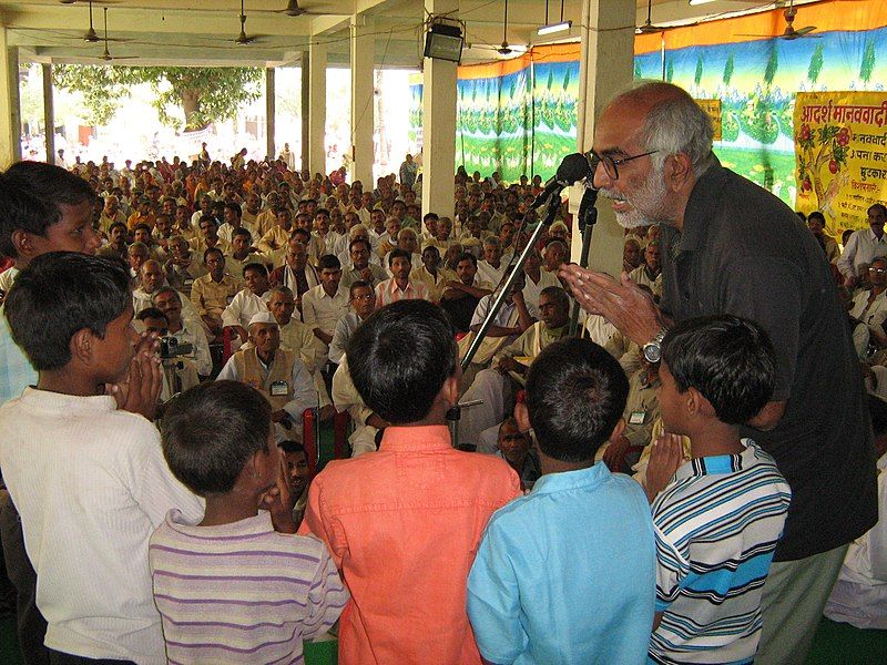 File:Narendra nayak-miracle exposure.jpg