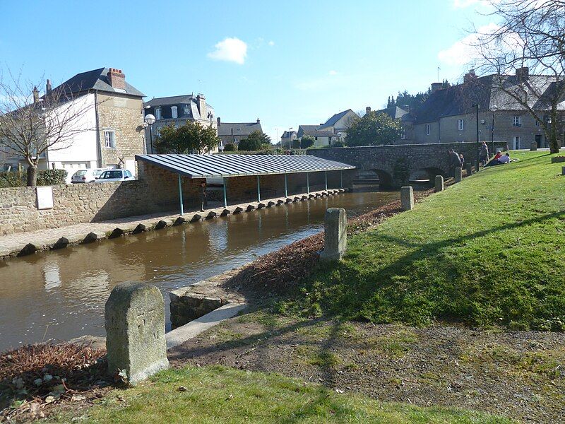 File:Pont du Couesnon.JPG