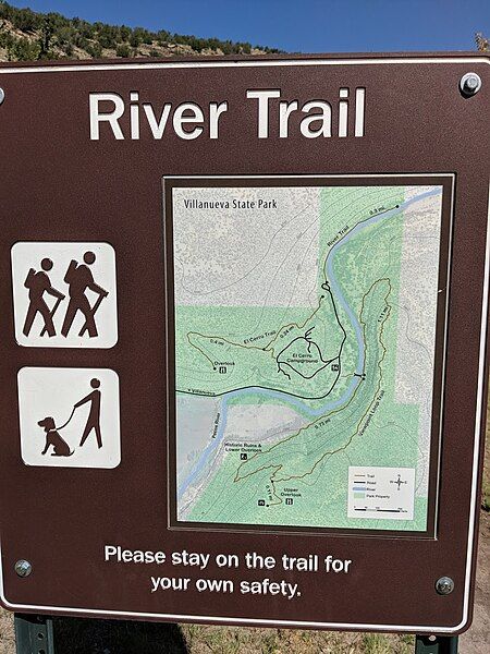 File:River Trail trail-head.jpg