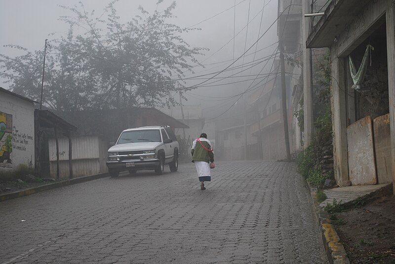 File:StreetSanPablito01.JPG