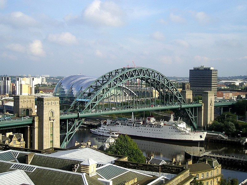 File:Tyne Bridge.jpg