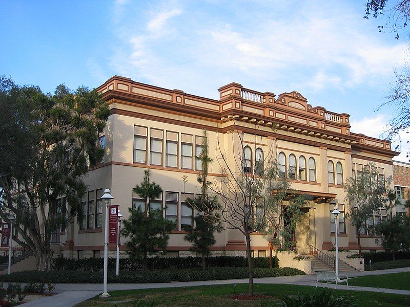 File:Wilkinson Hall.jpg