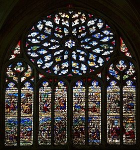 North transept rose window (completed 1528) (click twice to see detail)