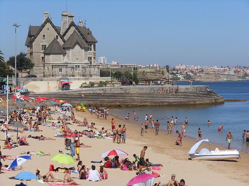 File:Cascais Beach (5965222397).jpg